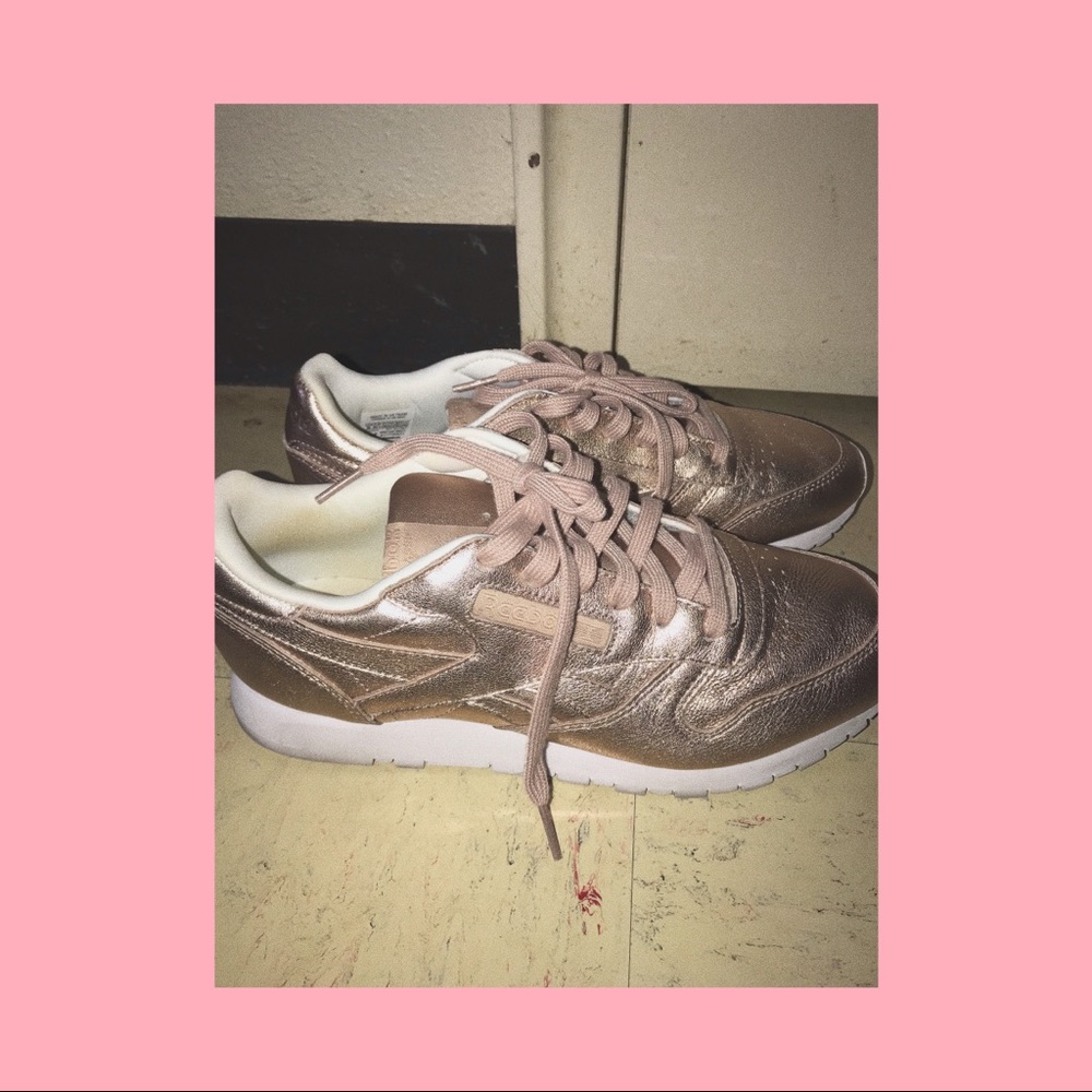 Reebok Sneakers